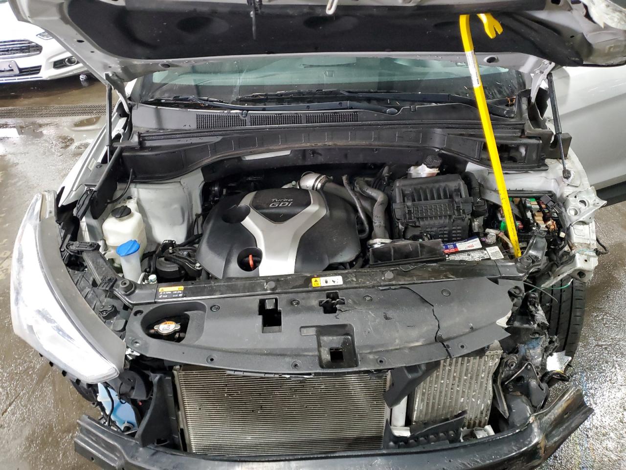 2014 Hyundai Santa Fe - Image 13