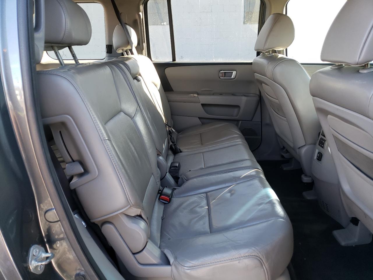 2011 Honda Pilot - Image 11