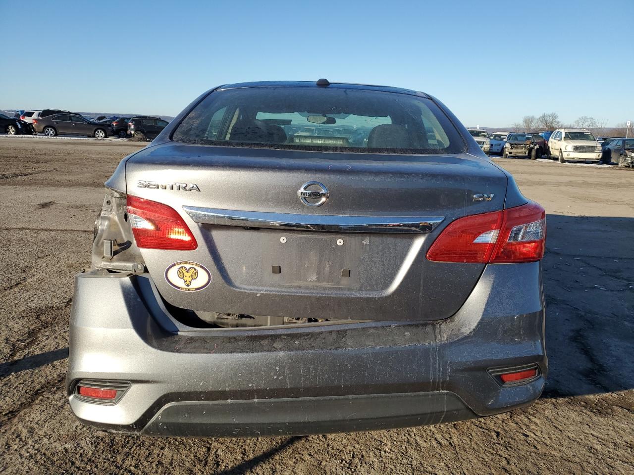 2017 Nissan Sentra - Image 6