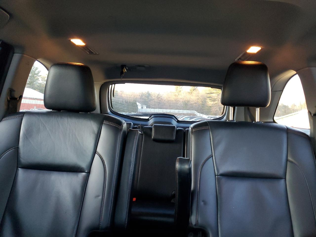 2019 Toyota Highlander - Image 10