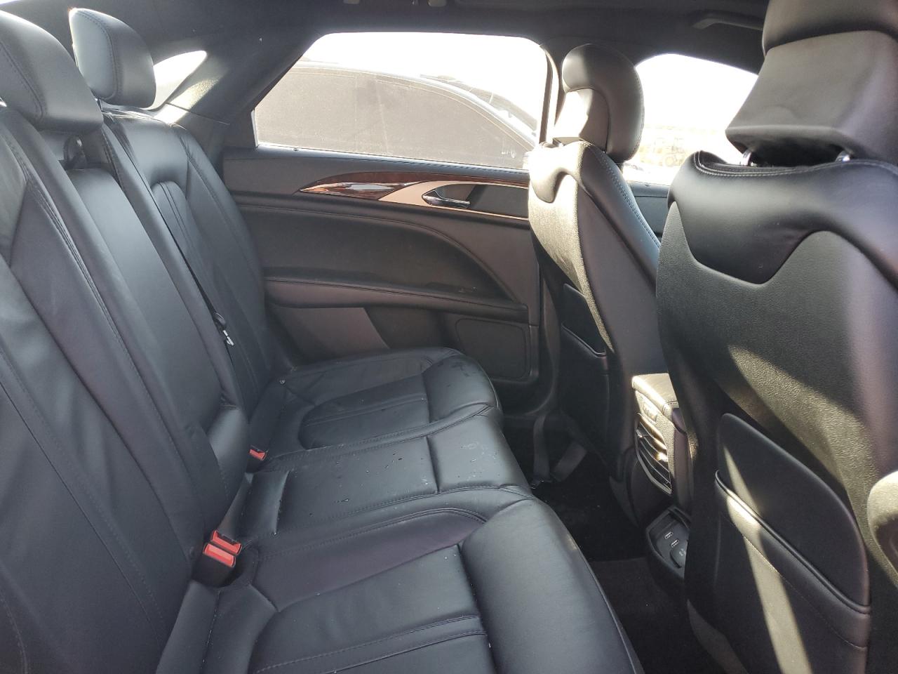 2018 Lincoln MKZ - Image 10