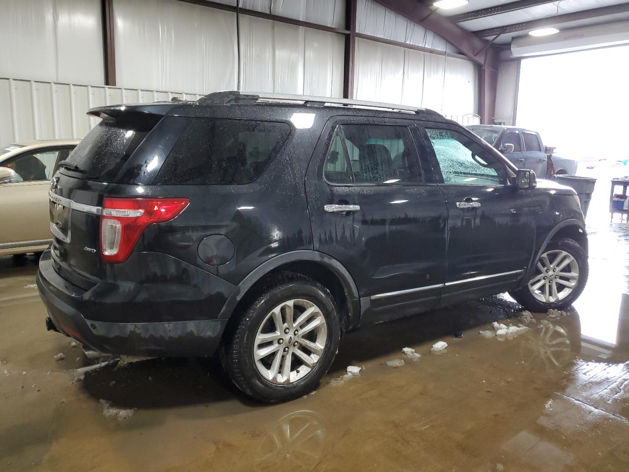 2015 Ford Explorer - Image 3