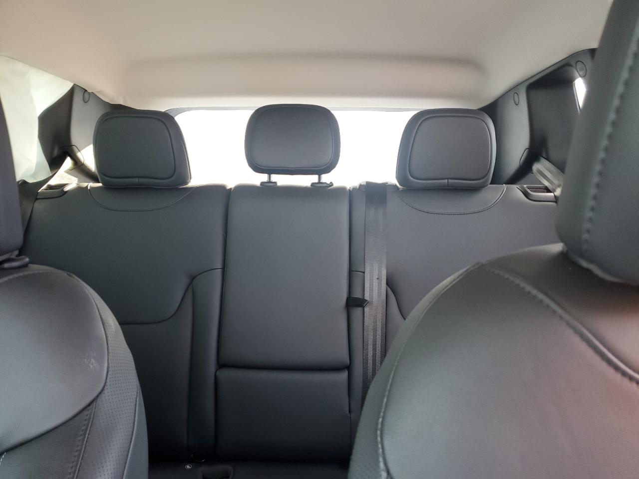 2021 Jeep Renegade - Image 10