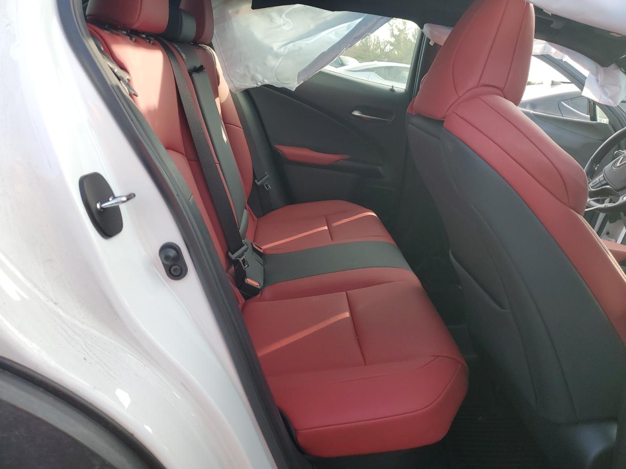 2021 Lexus UX - Image 11