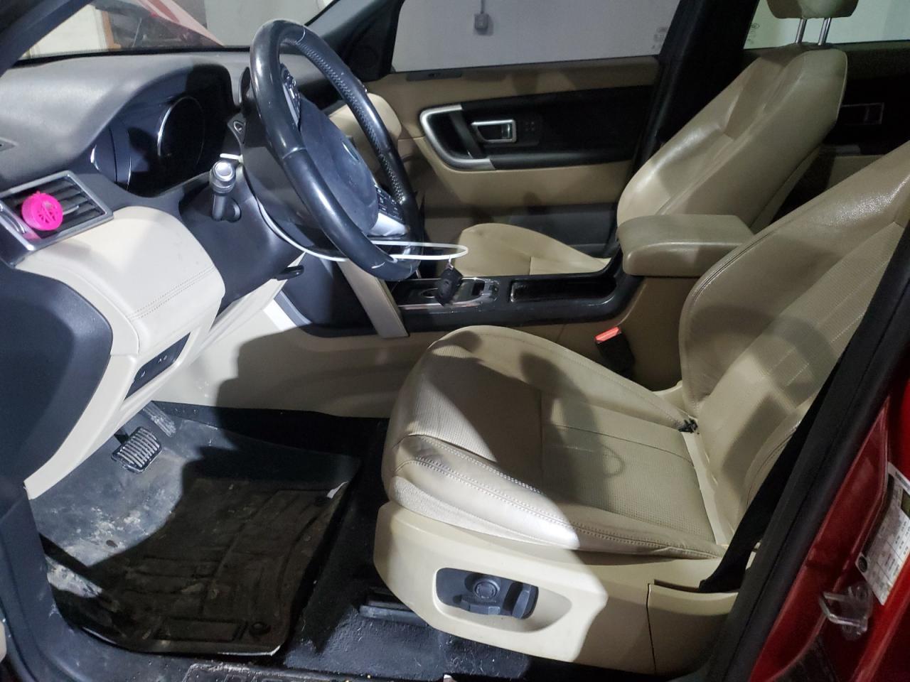 2015 Land Rover Discovery - Image 7