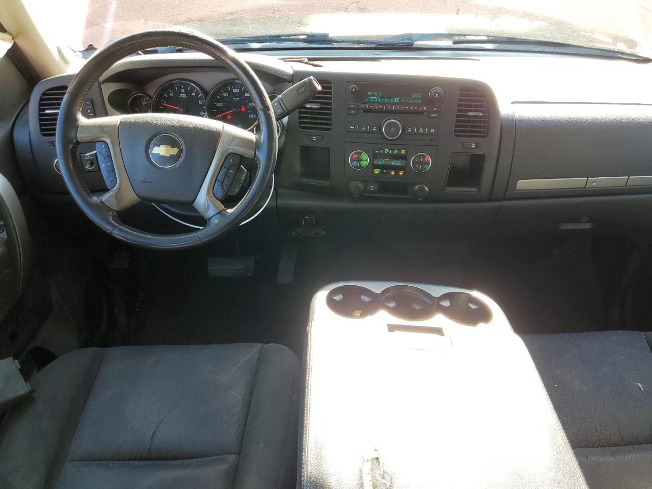 2012 Chevrolet Silverado - Image 8