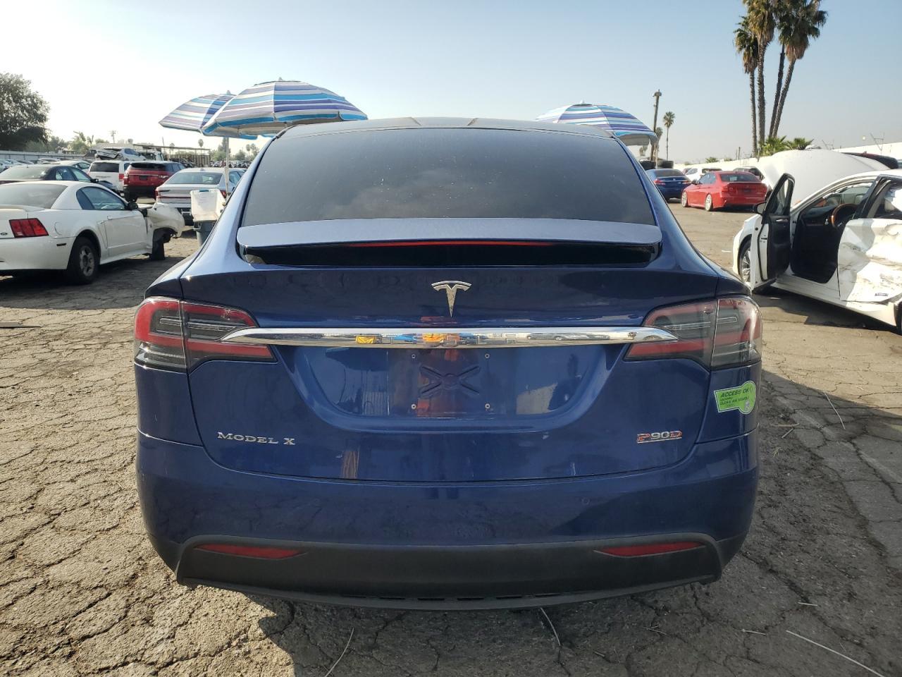 VIN 5YJXCBE4XGFS00067 2016 TESLA MODEL X no.6