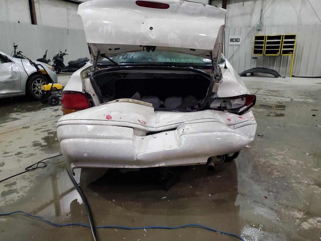 2000 Dodge Stratus - Image 6