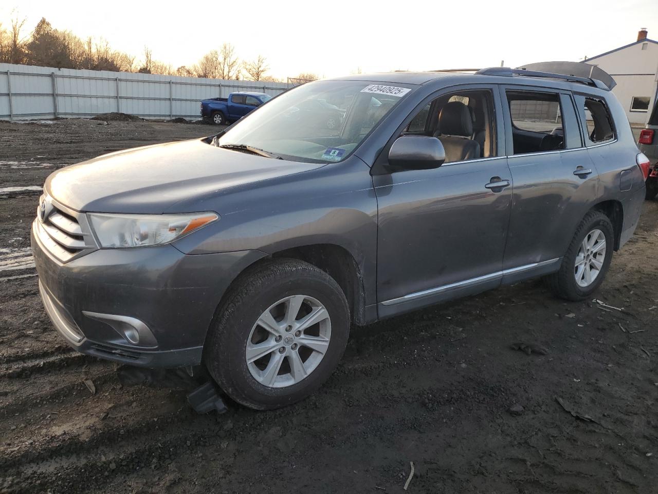 2013 Toyota Highlander - Image 1