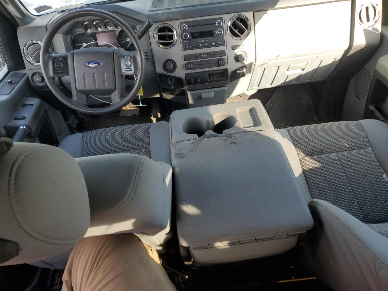 2016 Ford F250 - Image 8