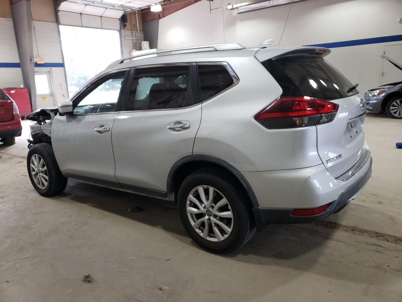 KNMAT2MT3JP614044 Nissan Rogue 2018. Фото: 1