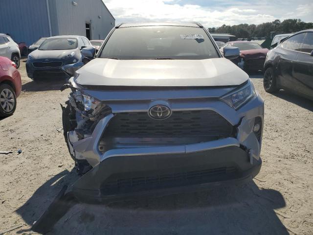  TOYOTA RAV4 2019 Srebrny