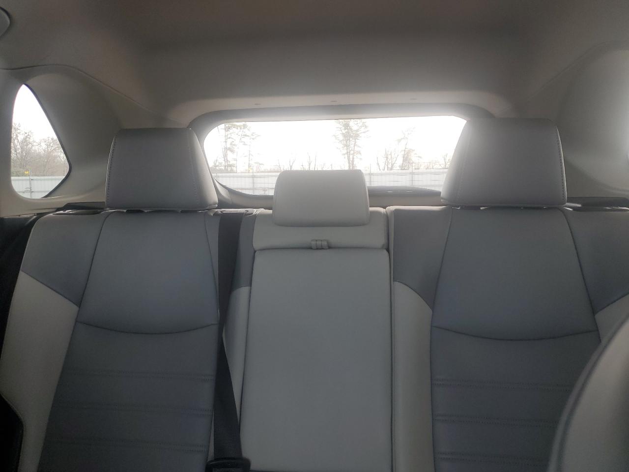 2021 Toyota RAV 4 - Image 10