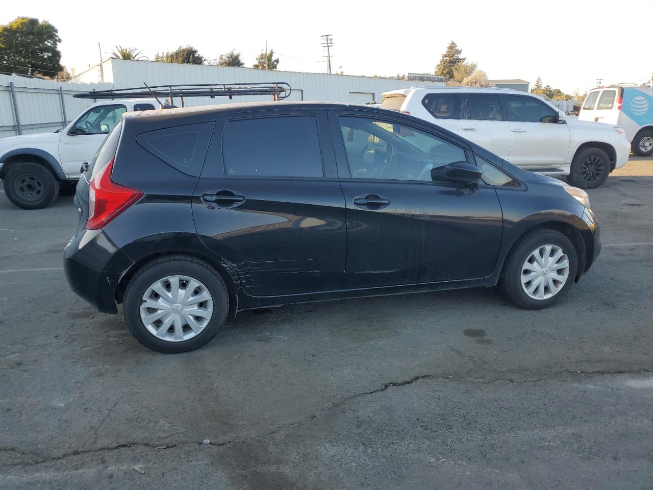 2016 Nissan Versa - Image 3