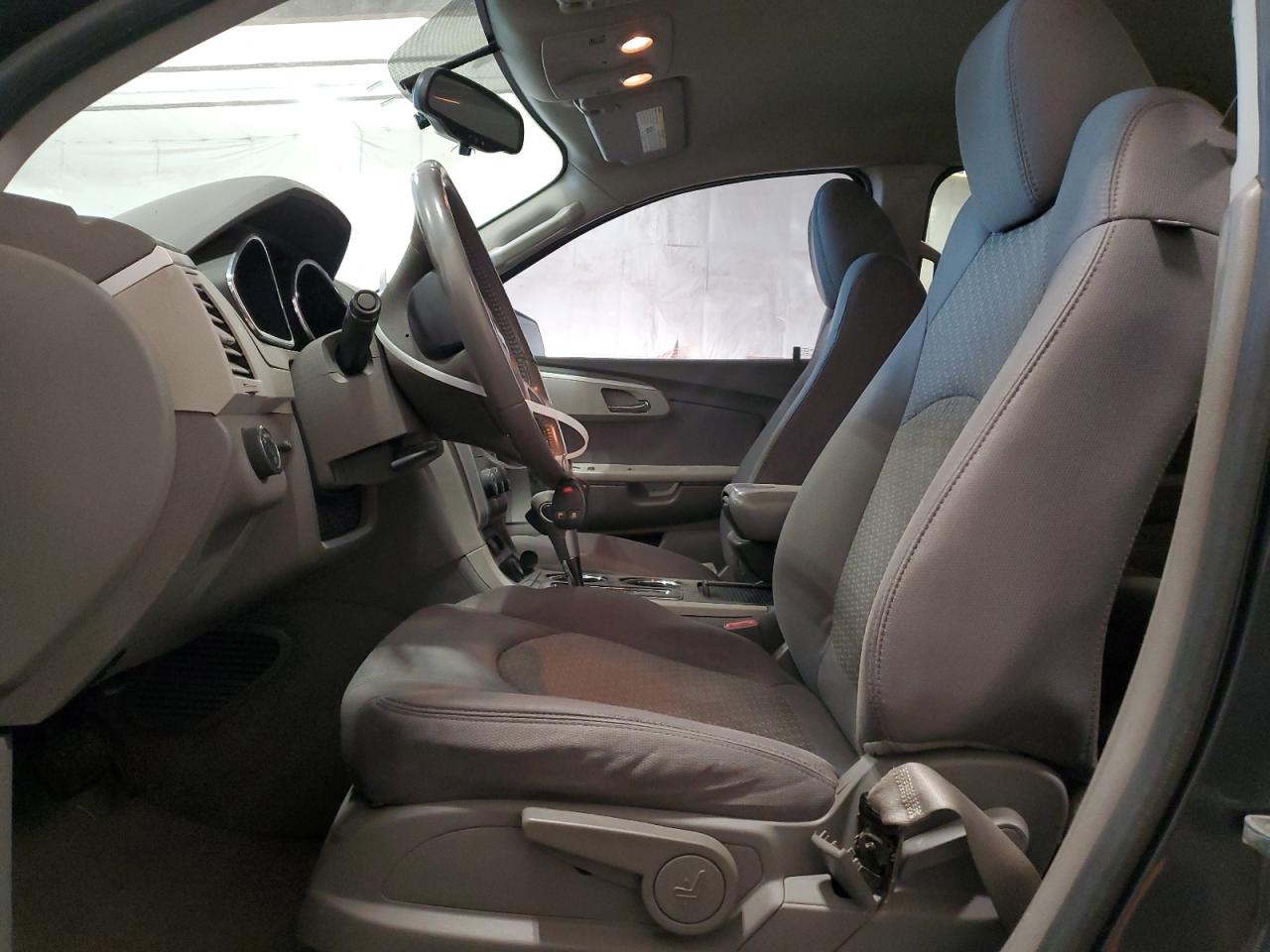 2012 Chevrolet Traverse - Image 7