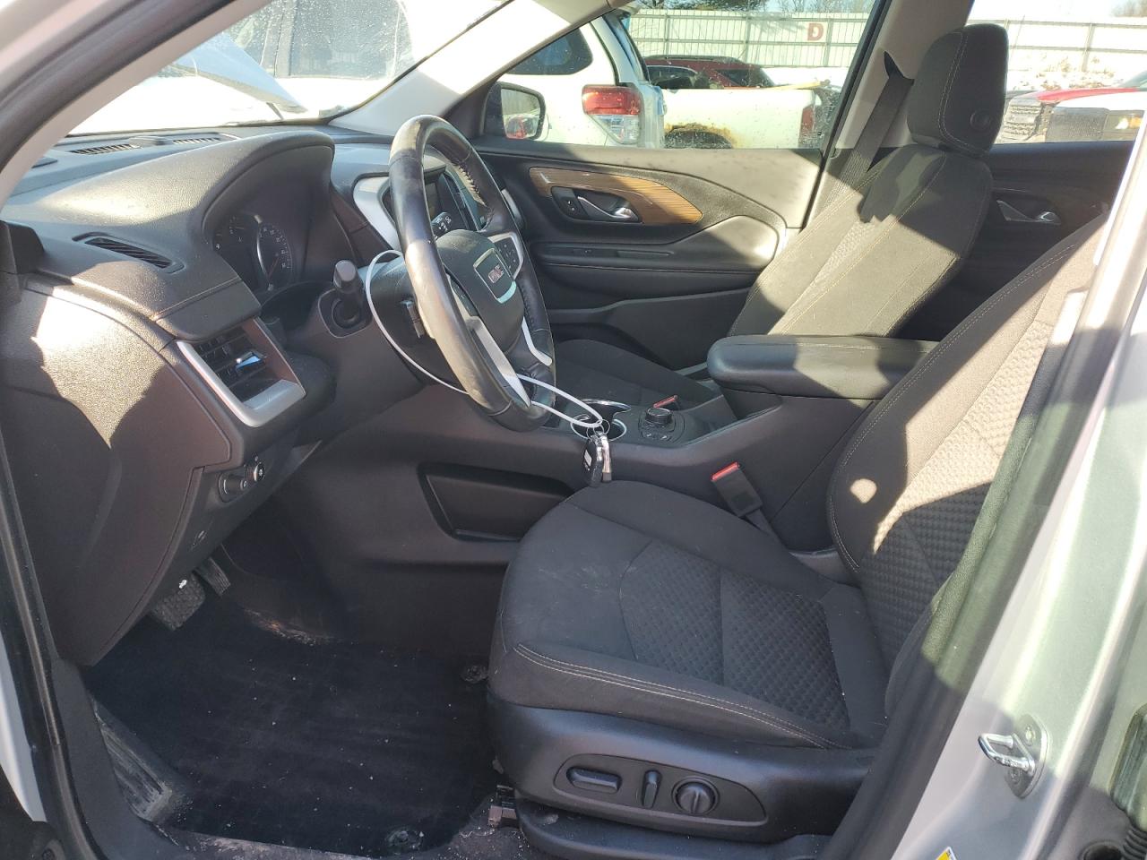 2020 GMC Terrain - Image 7