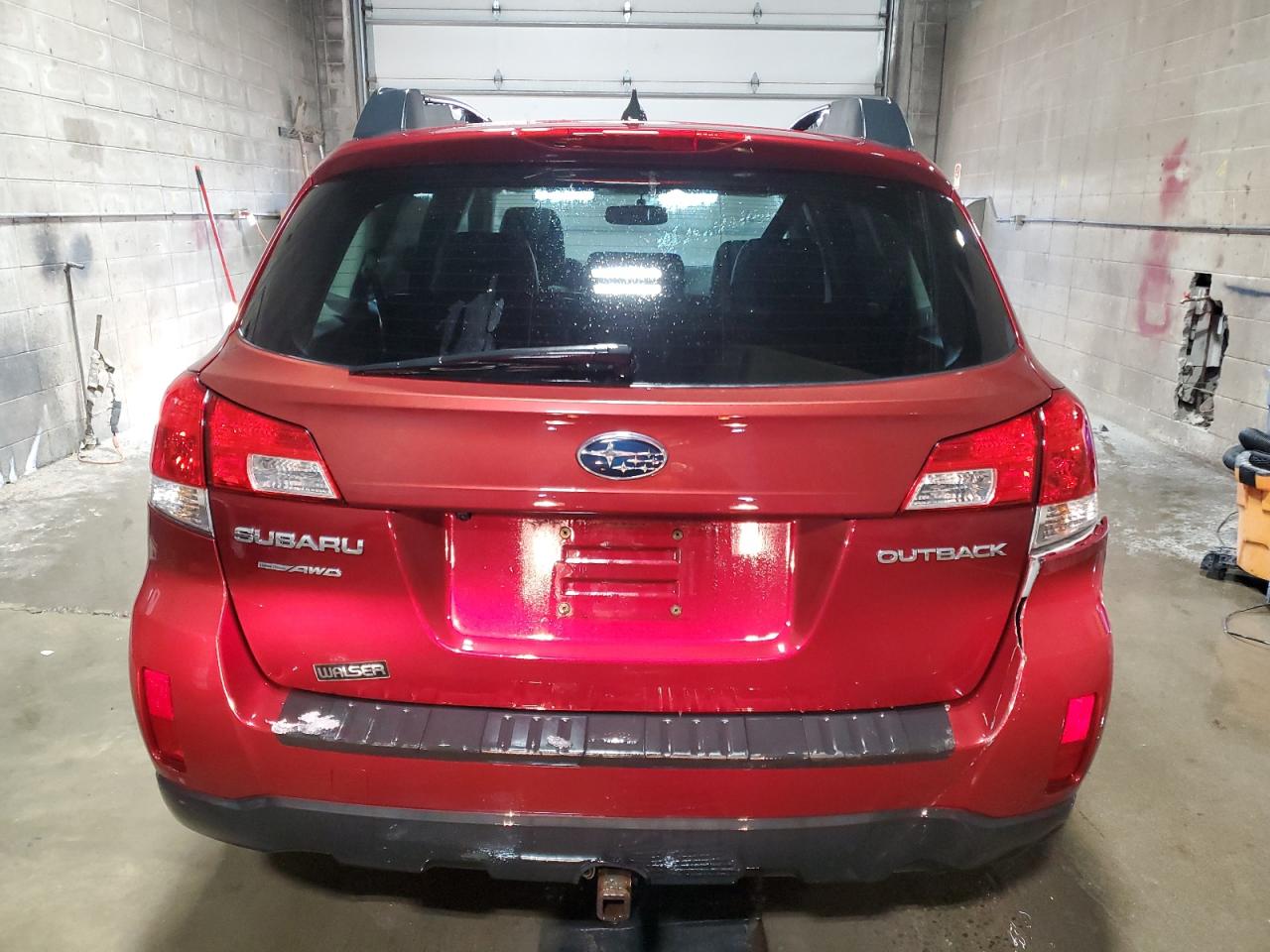 2012 Subaru Outback - Image 6