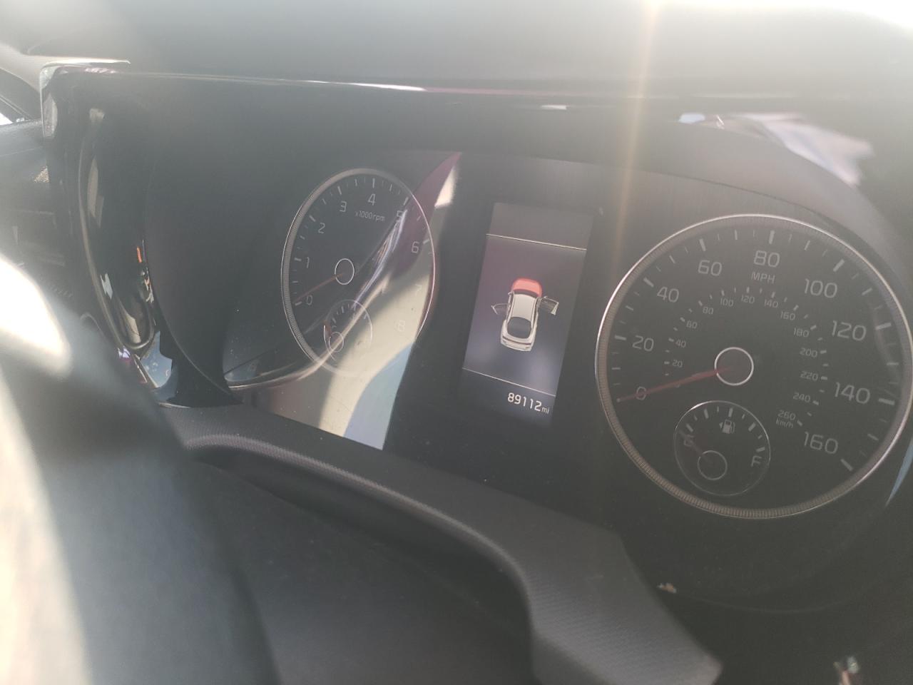 2023 Kia K5 - Image 9