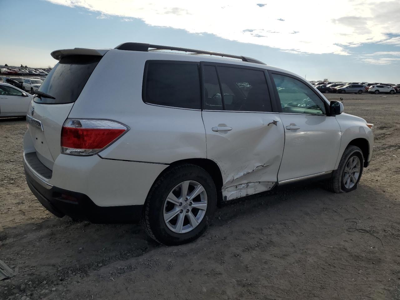 2012 Toyota Highlander - Image 3
