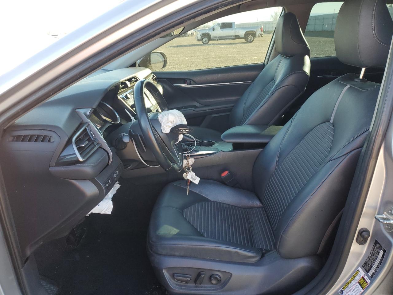 2019 Toyota Camry - Image 7