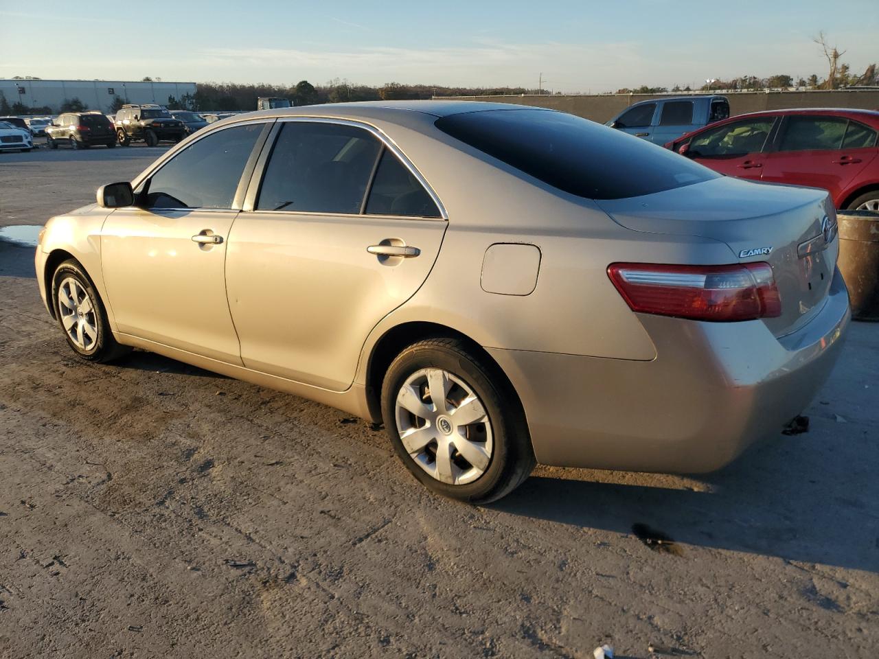 2007 Toyota Camry - Image 2