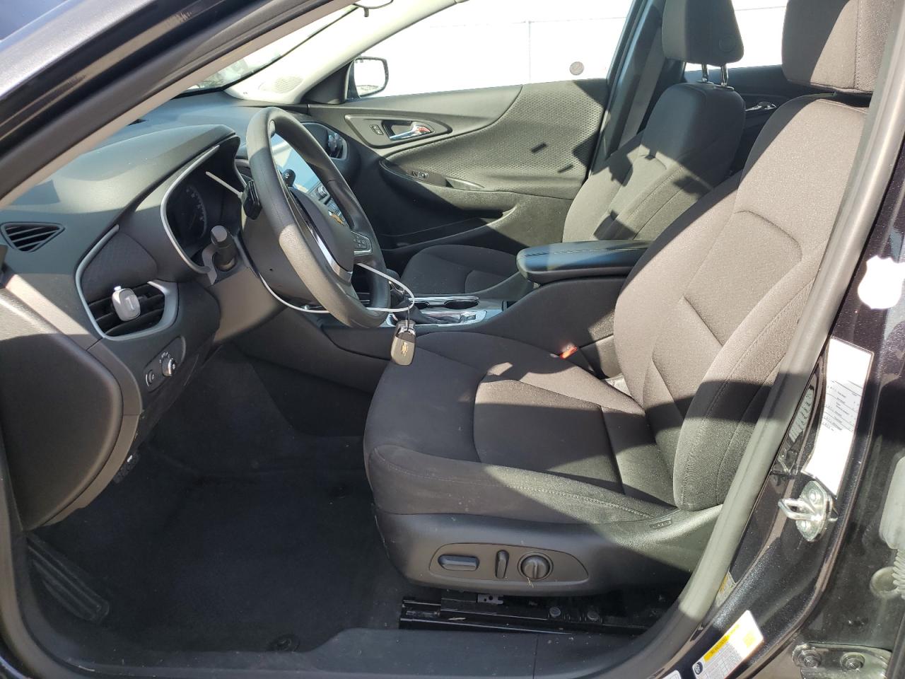 2023 Chevrolet Malibu - Image 7