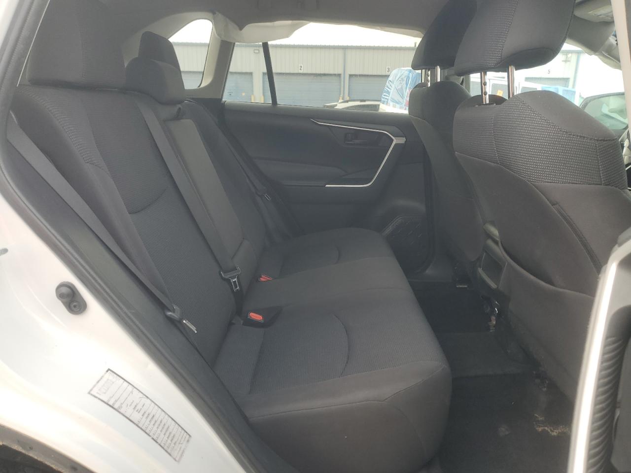 2020 Toyota RAV 4 - Image 11