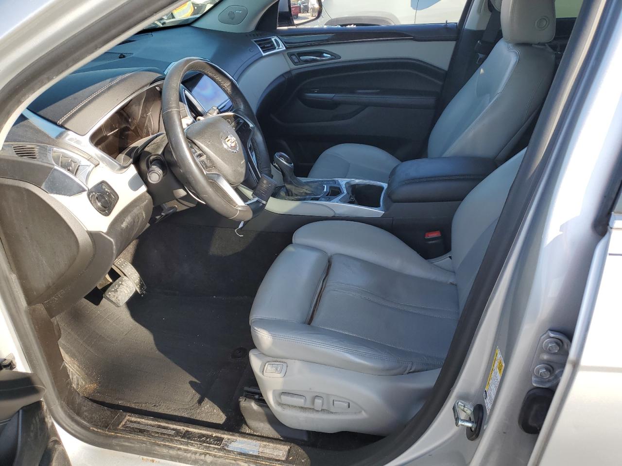 2014 Cadillac SRX - Image 7