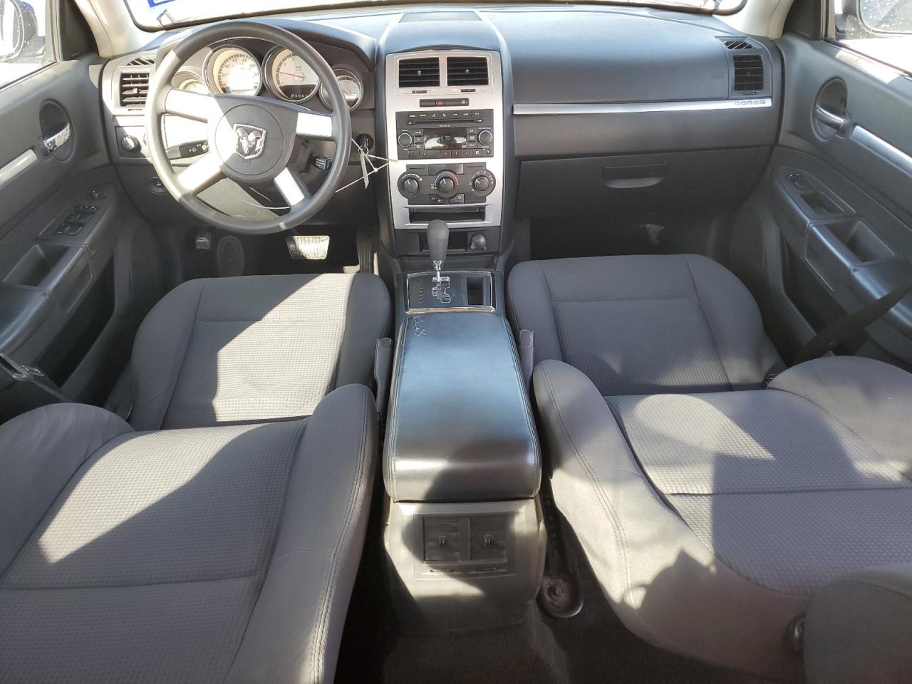 2010 Dodge Charger - Image 8