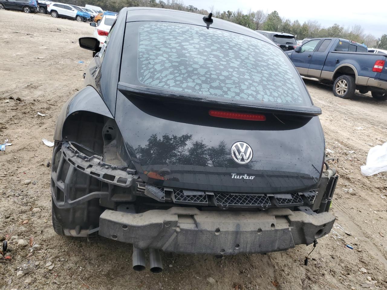 2016 Volkswagen Beetle - Image 6