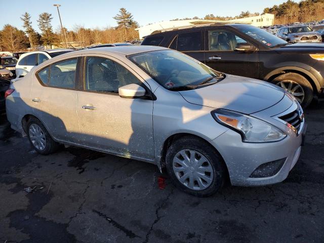  NISSAN VERSA 2016 Сріблястий