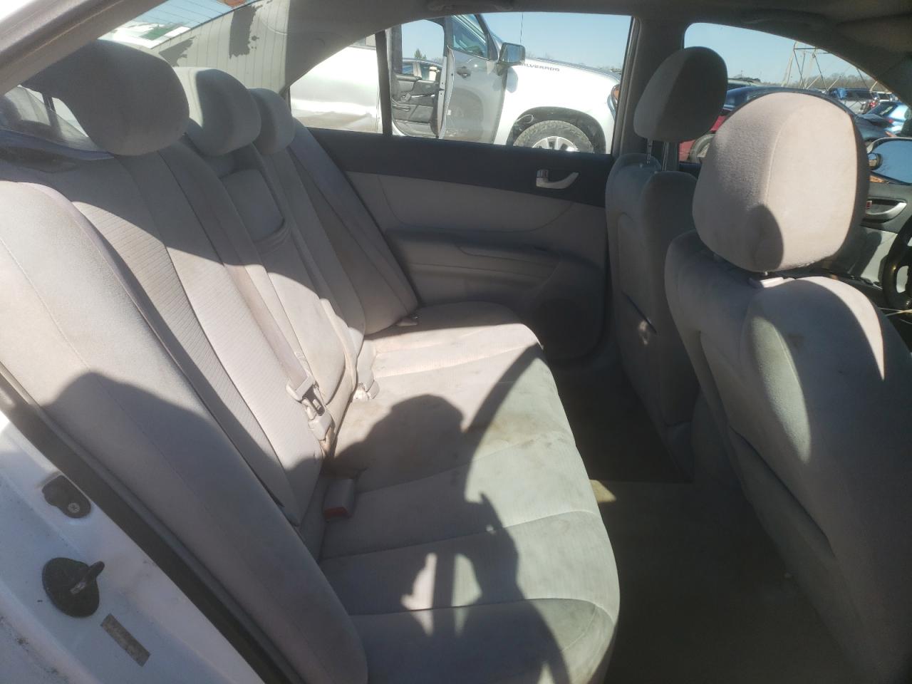 2008 Hyundai Sonata - Image 10