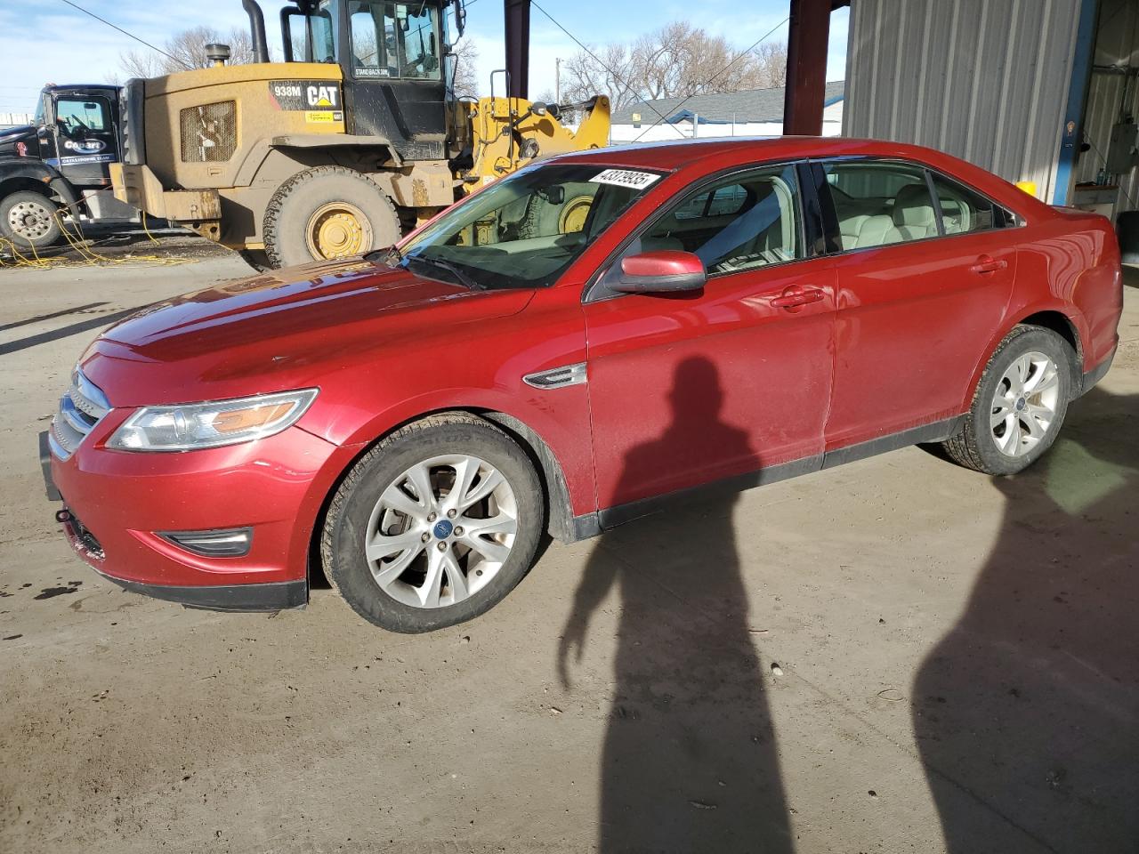 2010 Ford Taurus - Image 1