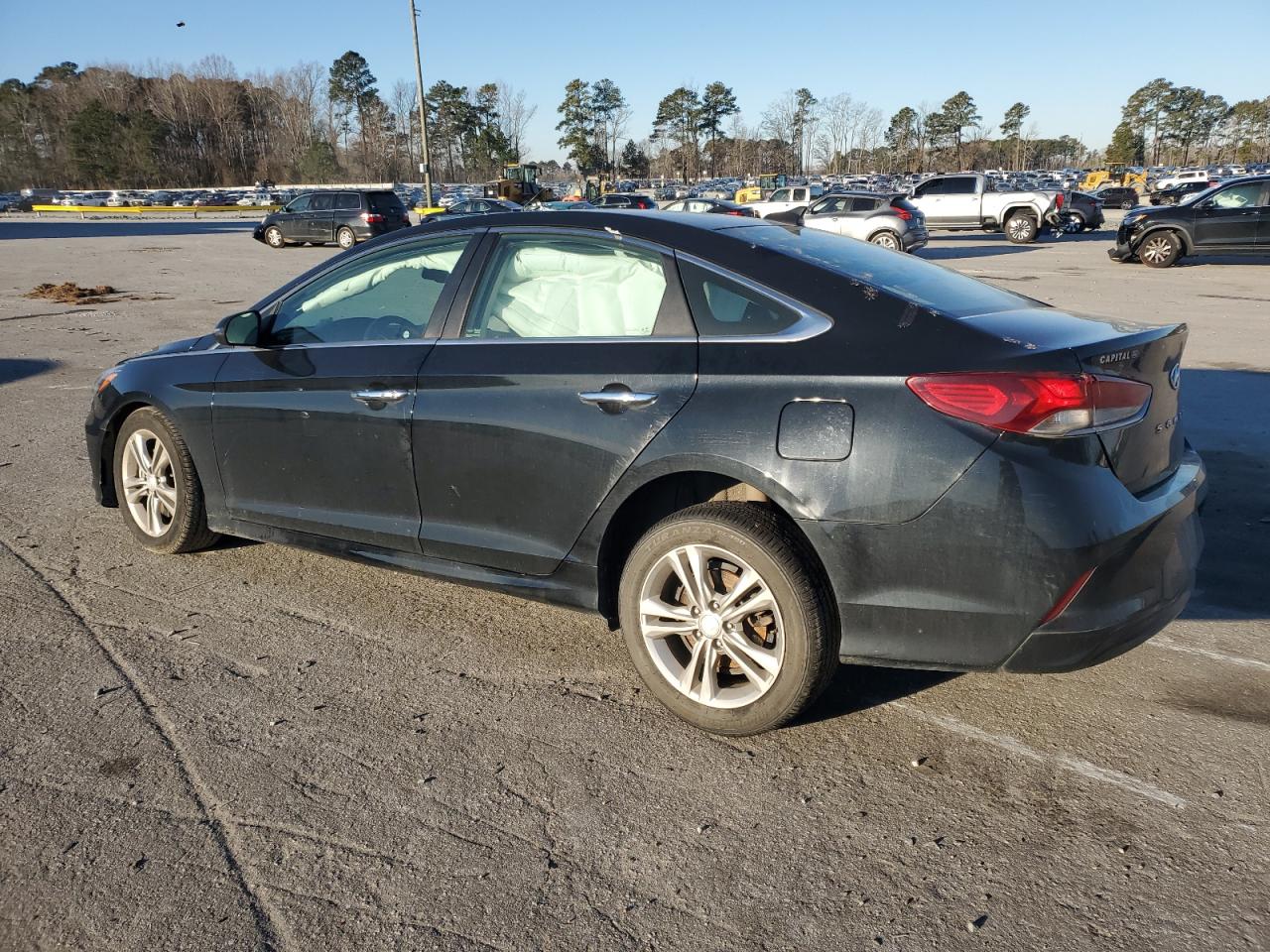2019 Hyundai Sonata - Image 2