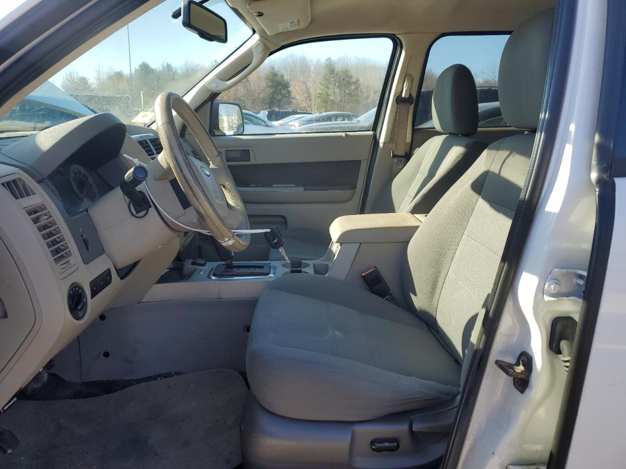 2009 Ford Escape - Image 7