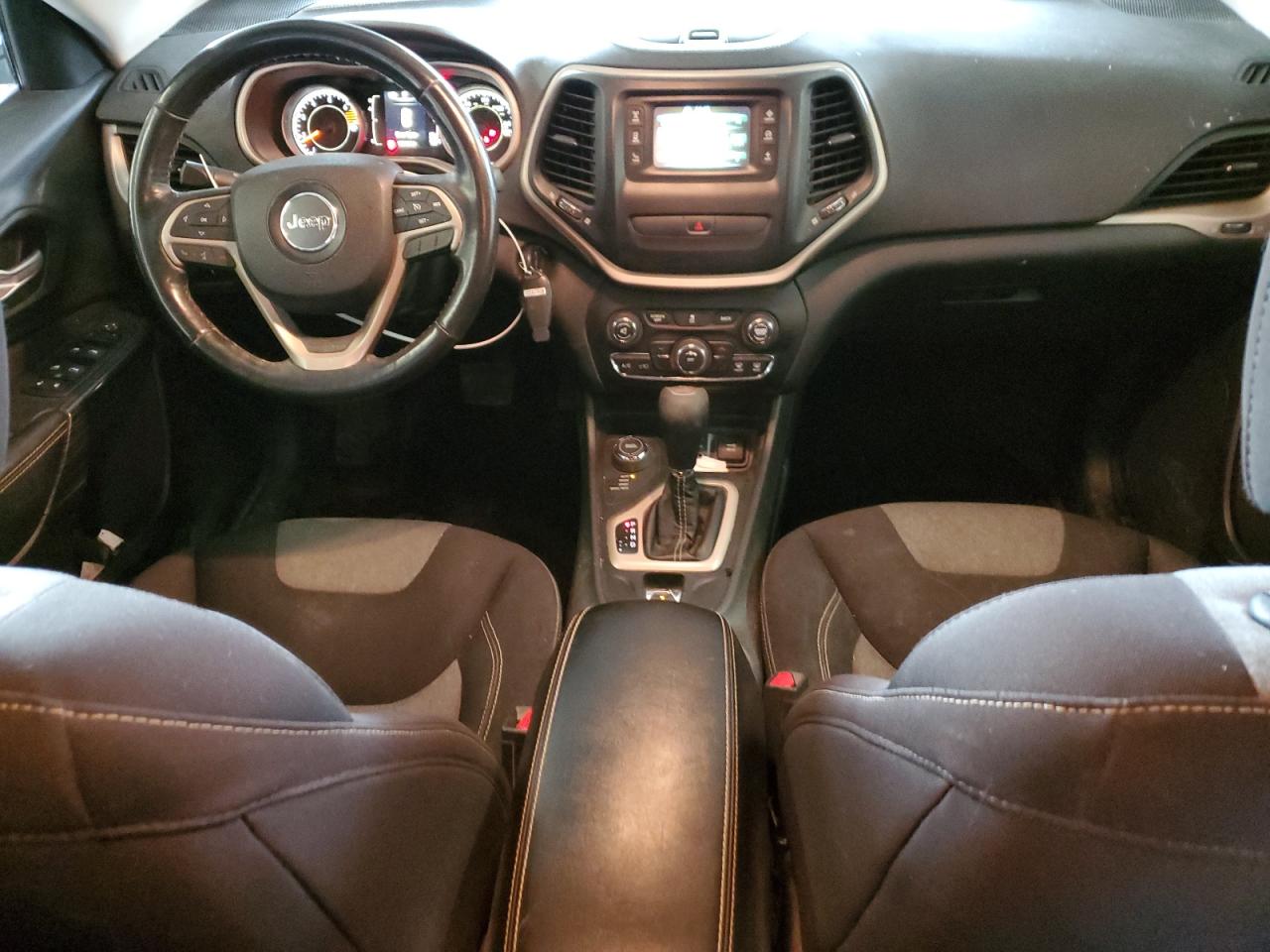 2016 Jeep Grand Cherokee - Image 8