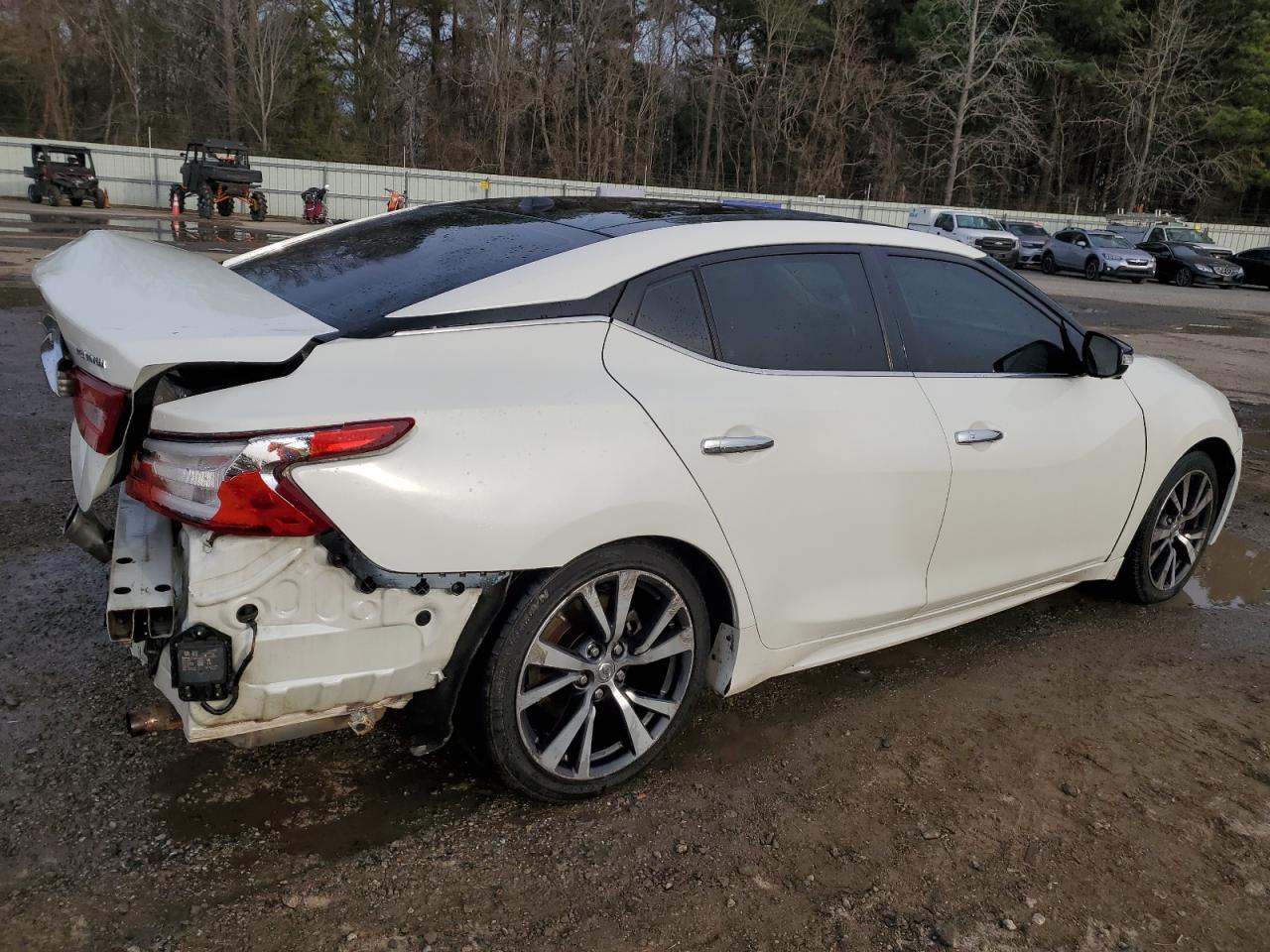 2017 Nissan Maxima - Image 3