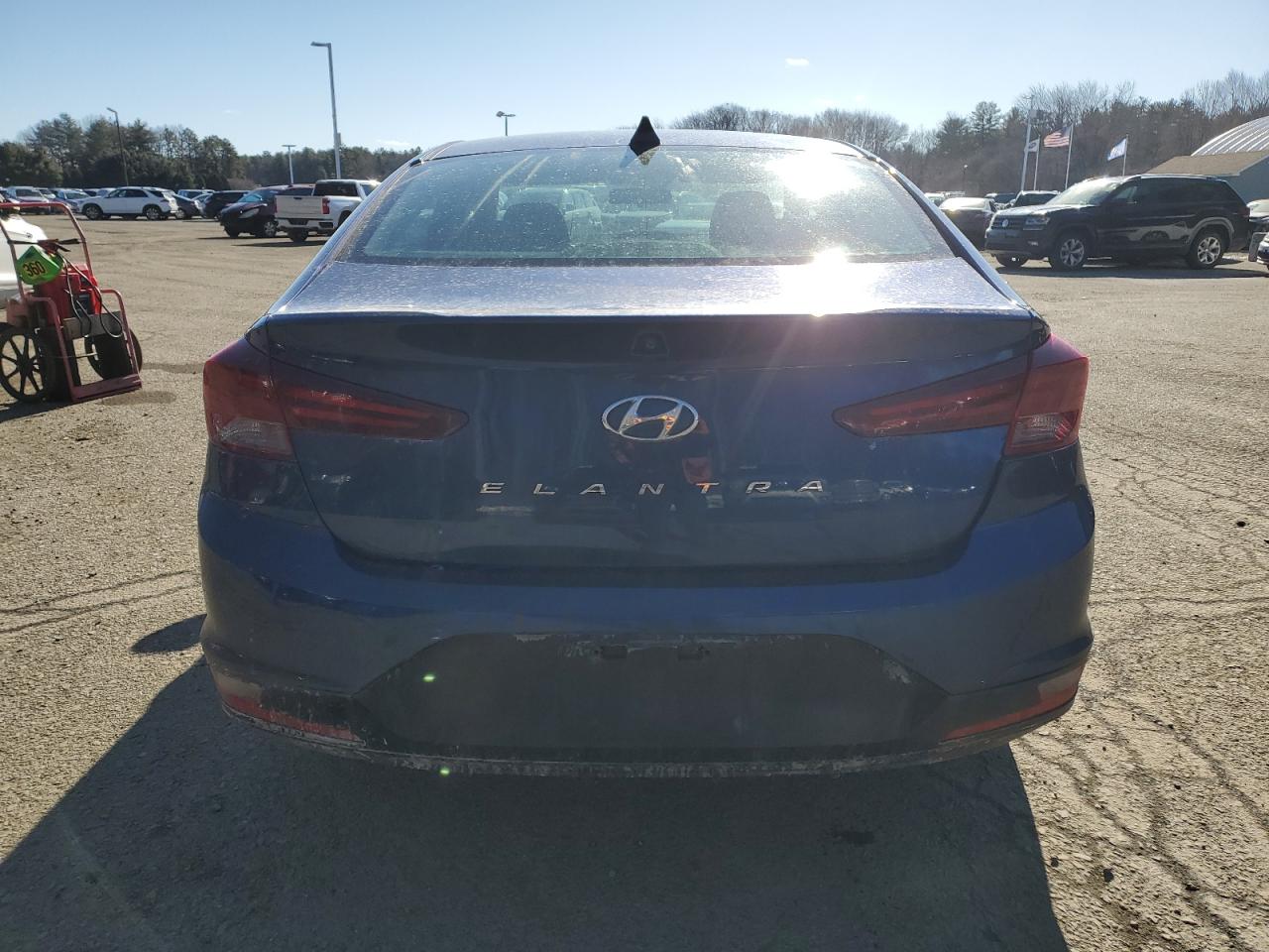 2019 Hyundai Elantra - Image 6