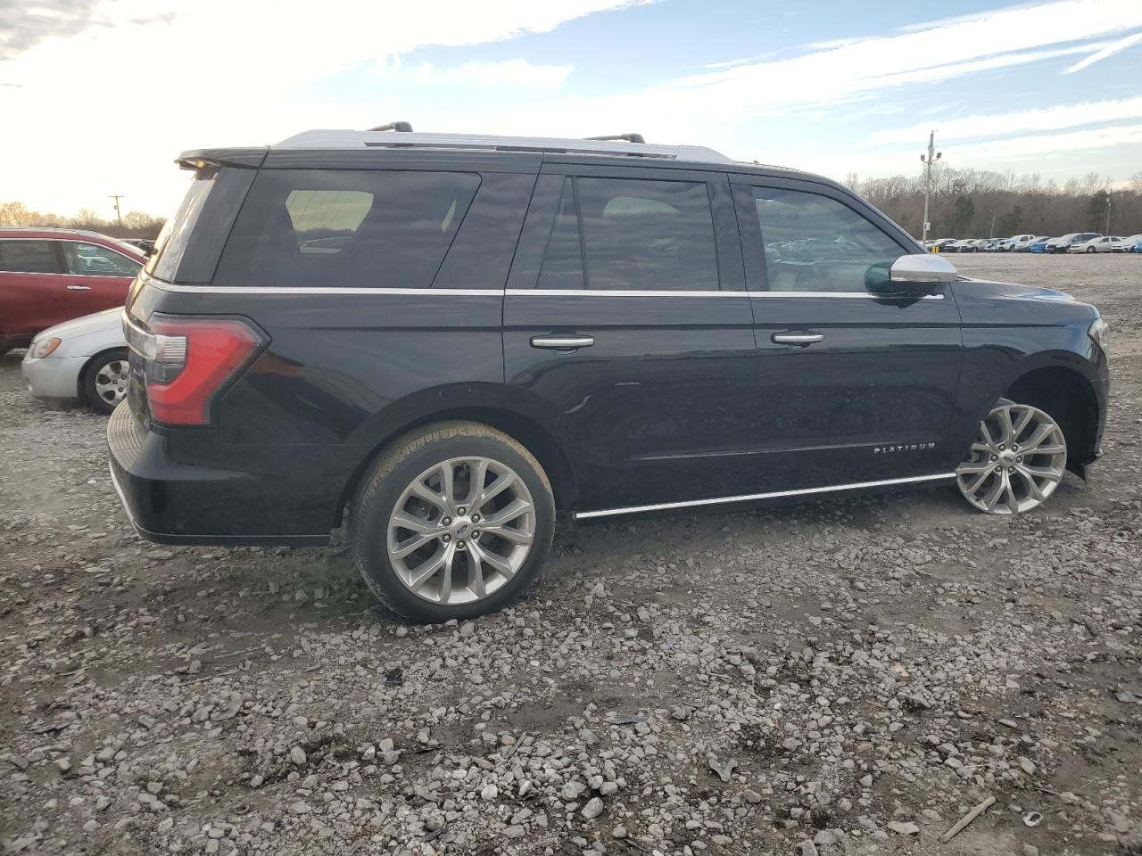 2018 Ford Expedition - Image 3