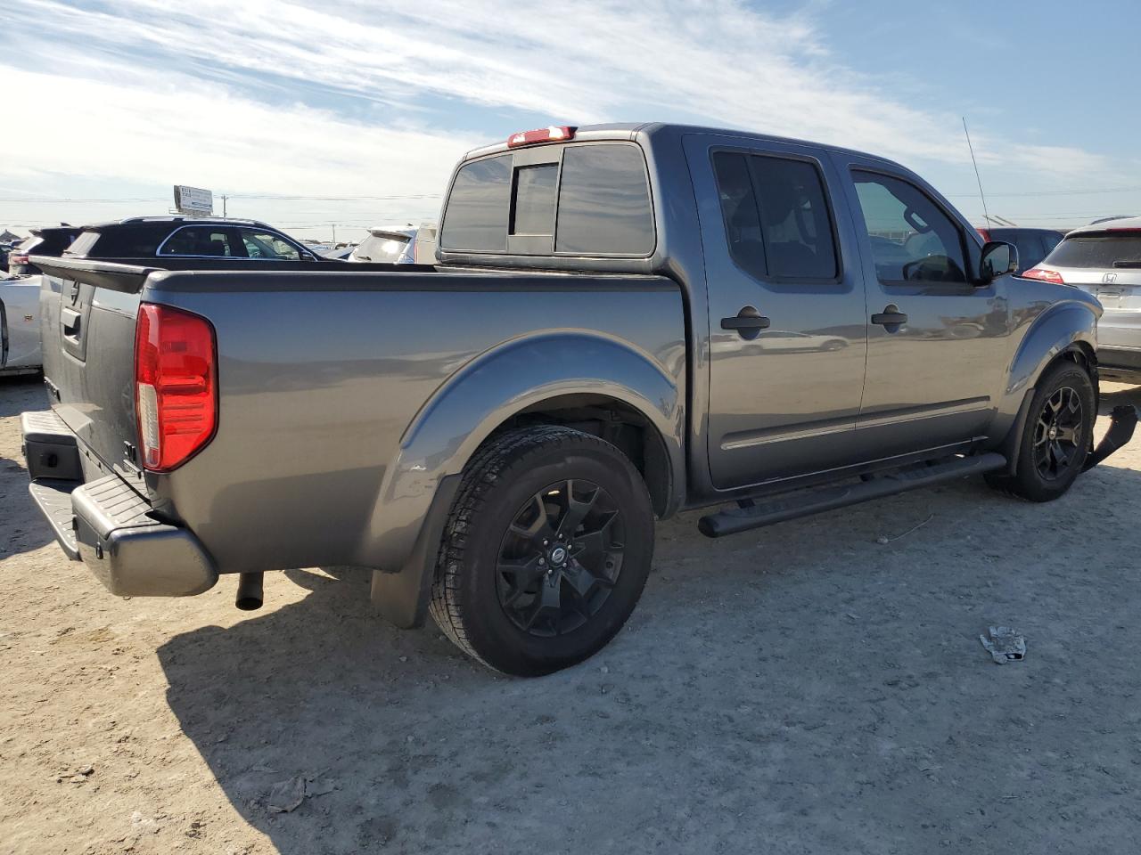 2021 Nissan Navara (Frontier) - Image 3