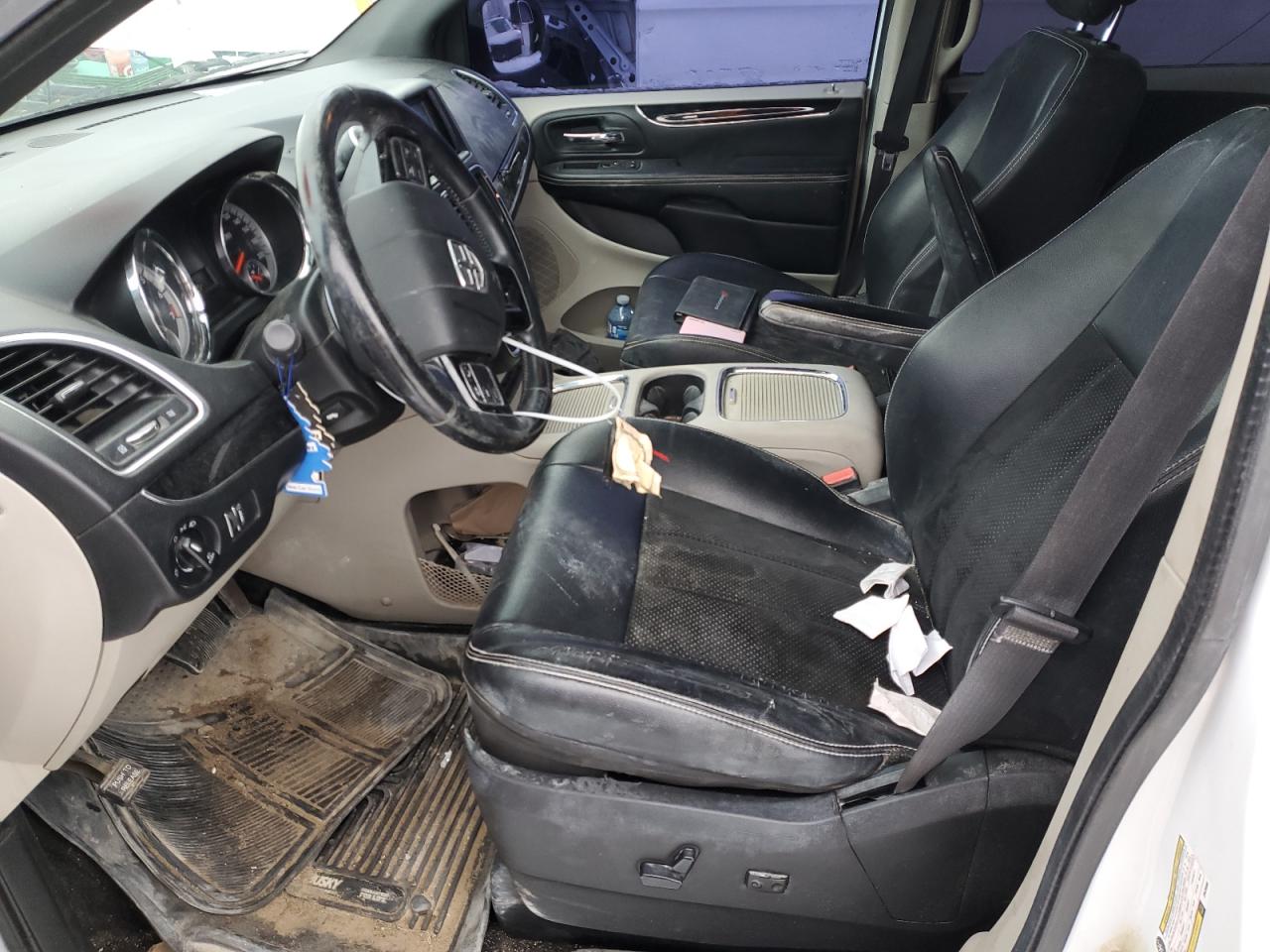 2014 Dodge Caravan - Image 7