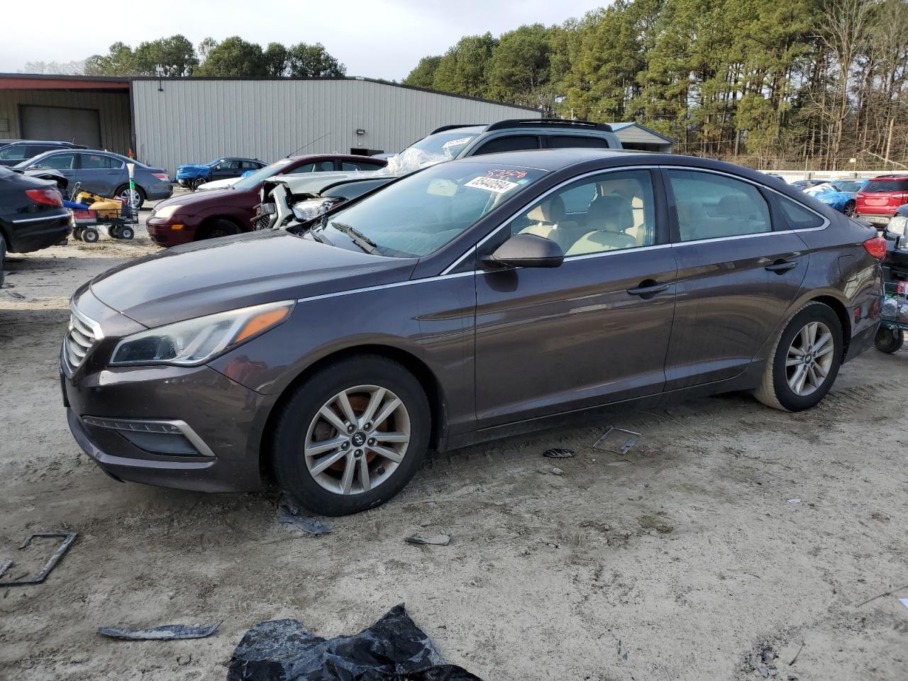 5NPE24AF3FH199776 2015 HYUNDAI SONATA - Image 1
