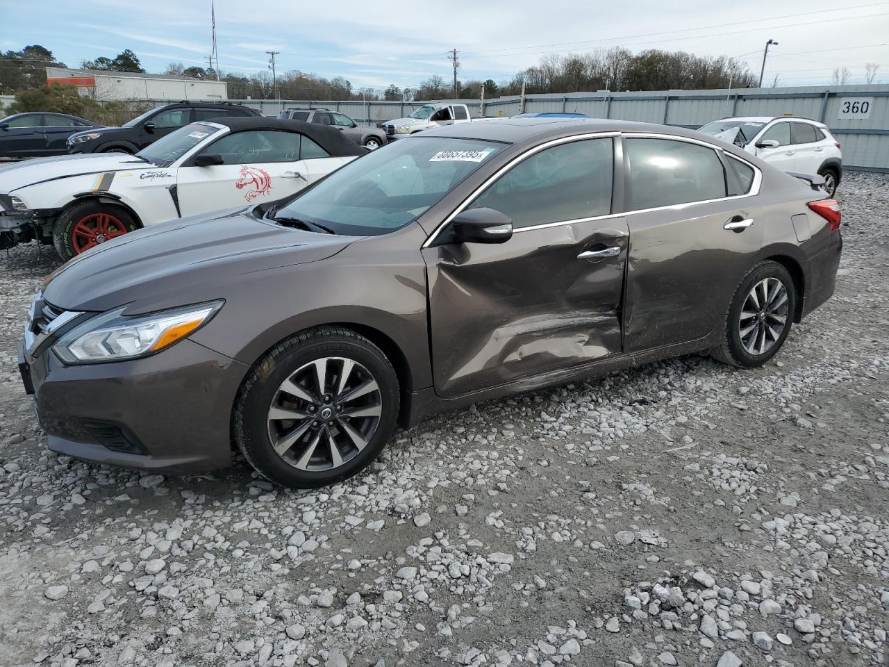 2016 Nissan Altima - Image 1