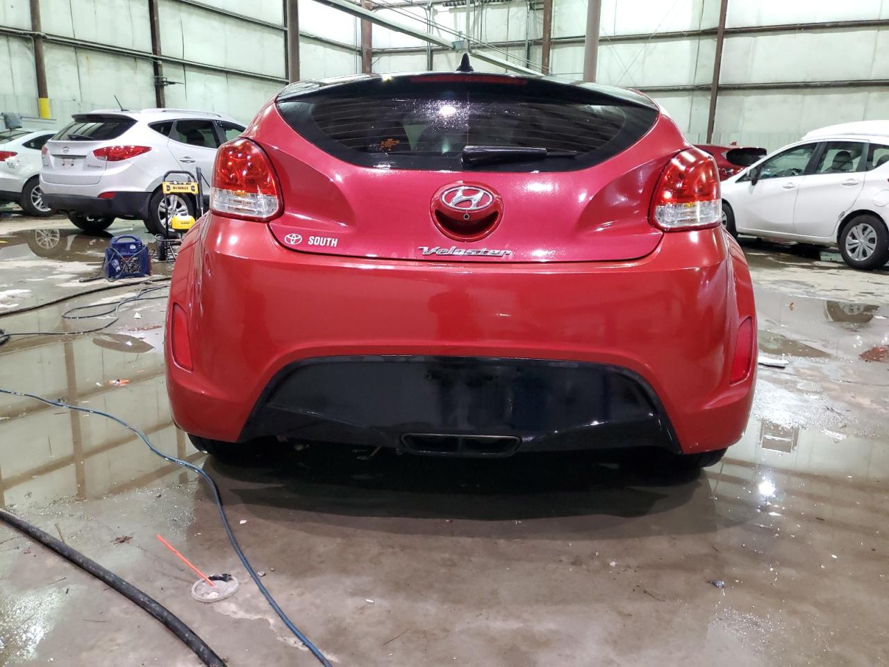 2016 Hyundai Veloster - Image 6