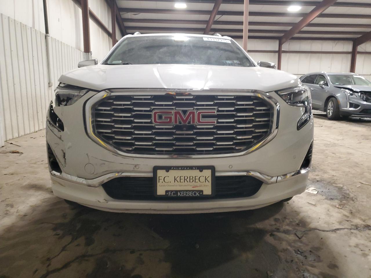 2019 GMC Terrain - Image 5