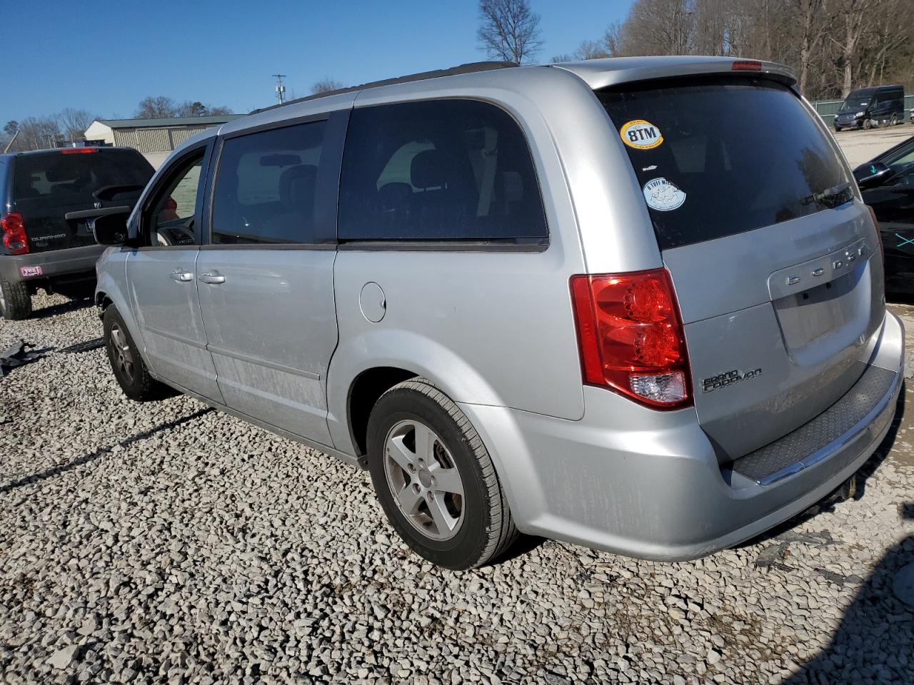 2012 Dodge Caravan - Image 2