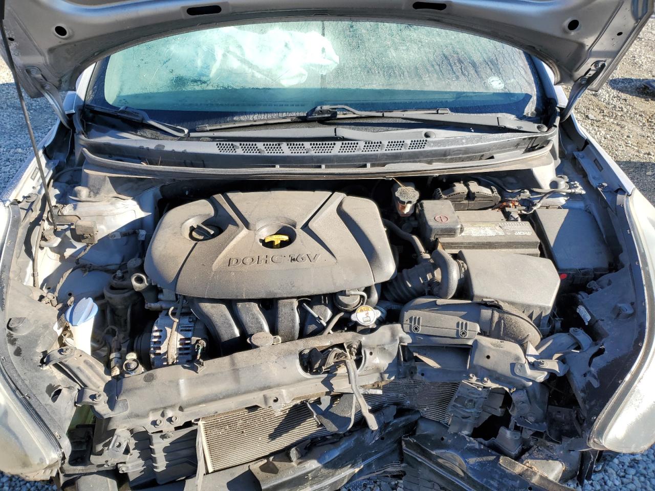 2015 Hyundai Elantra - Image 11