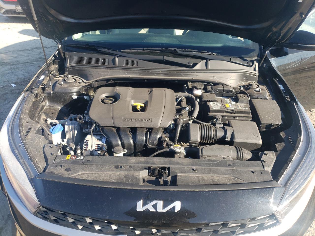 2023 Kia Forte - Image 12