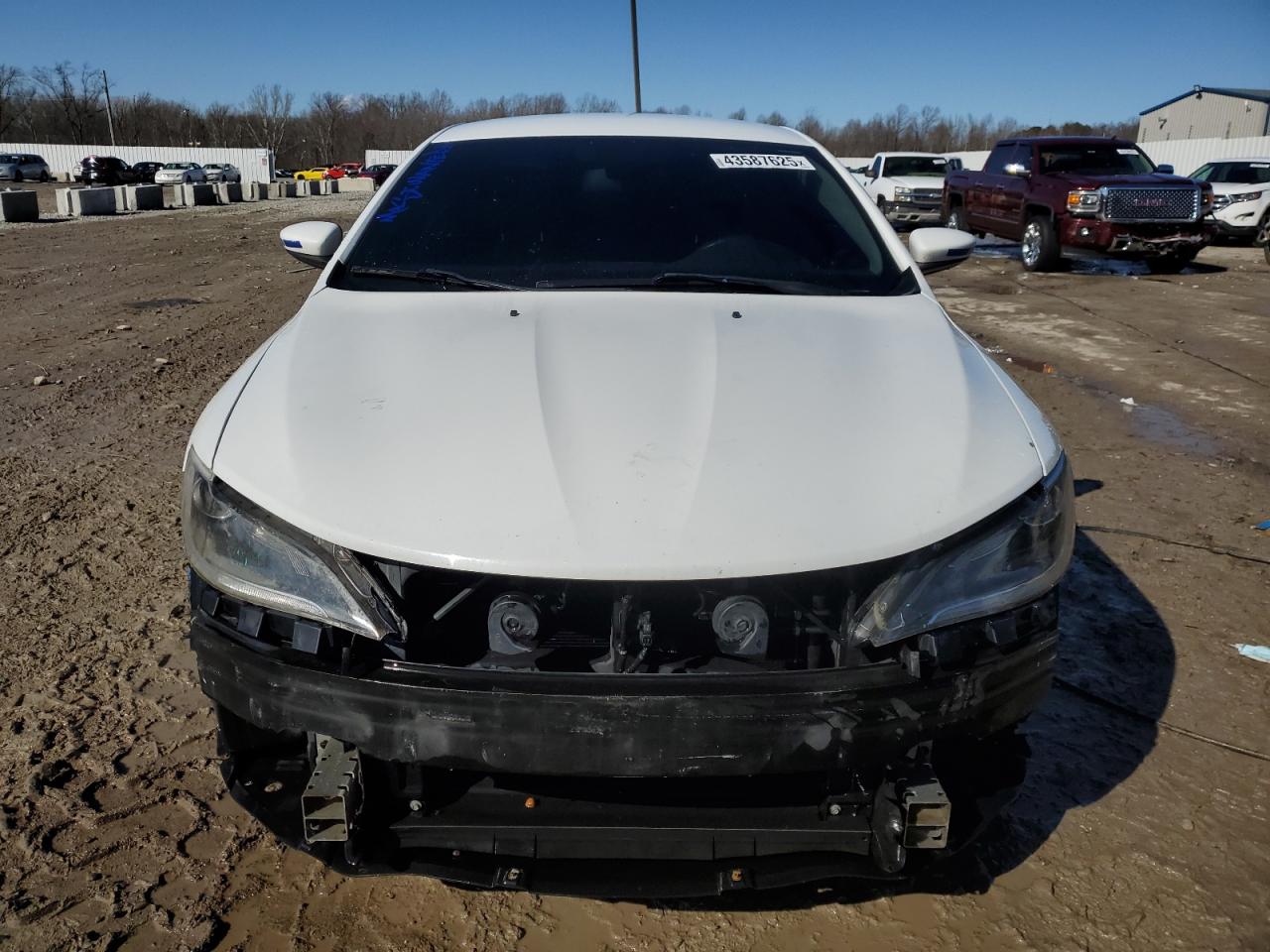 2015 Chrysler 200 - Image 5