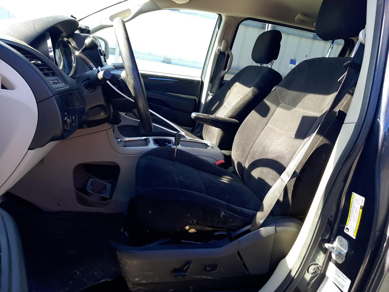 2013 Dodge Caravan - Image 7